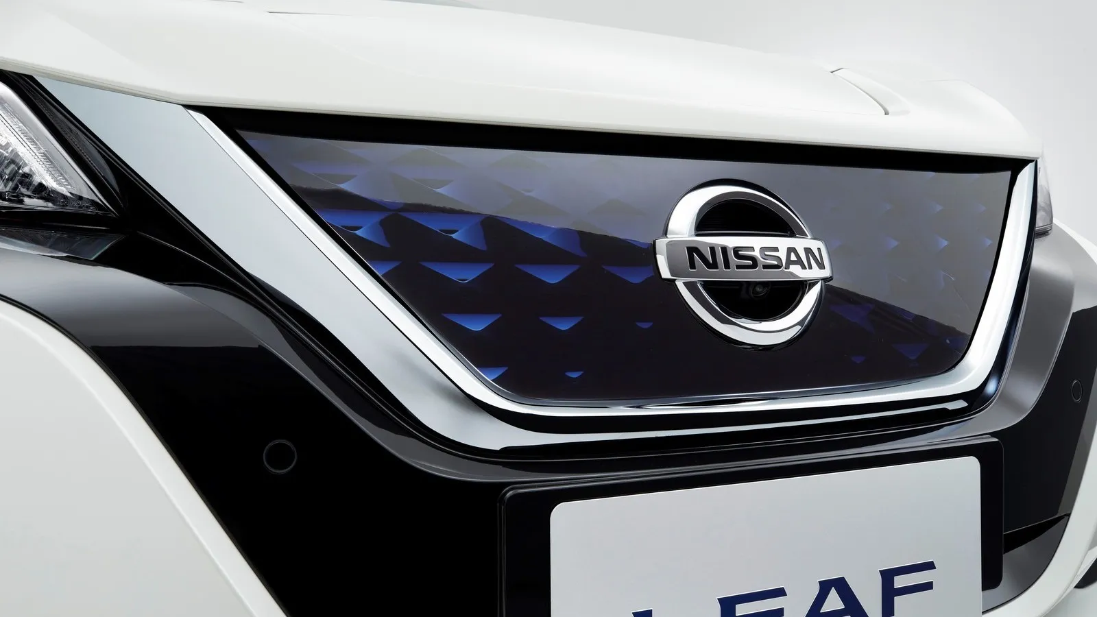 Nissan fuses pioneering electric innovation and ProPILOT technology to create the new Nissan LEAF:  the most advanced electric vehicle for the masses